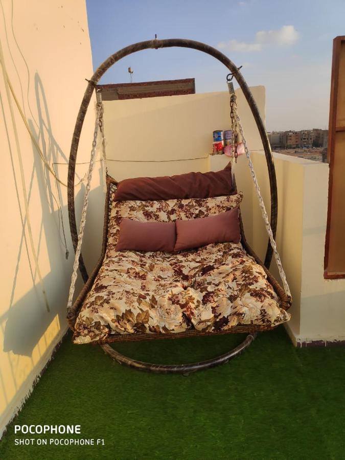 كلاسيك بمساحة خضراء قريبة من الحصري Apartment