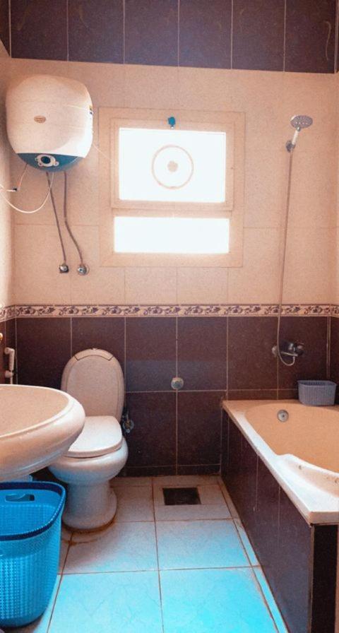 كلاسيك بمساحة خضراء قريبة من الحصري Apartment